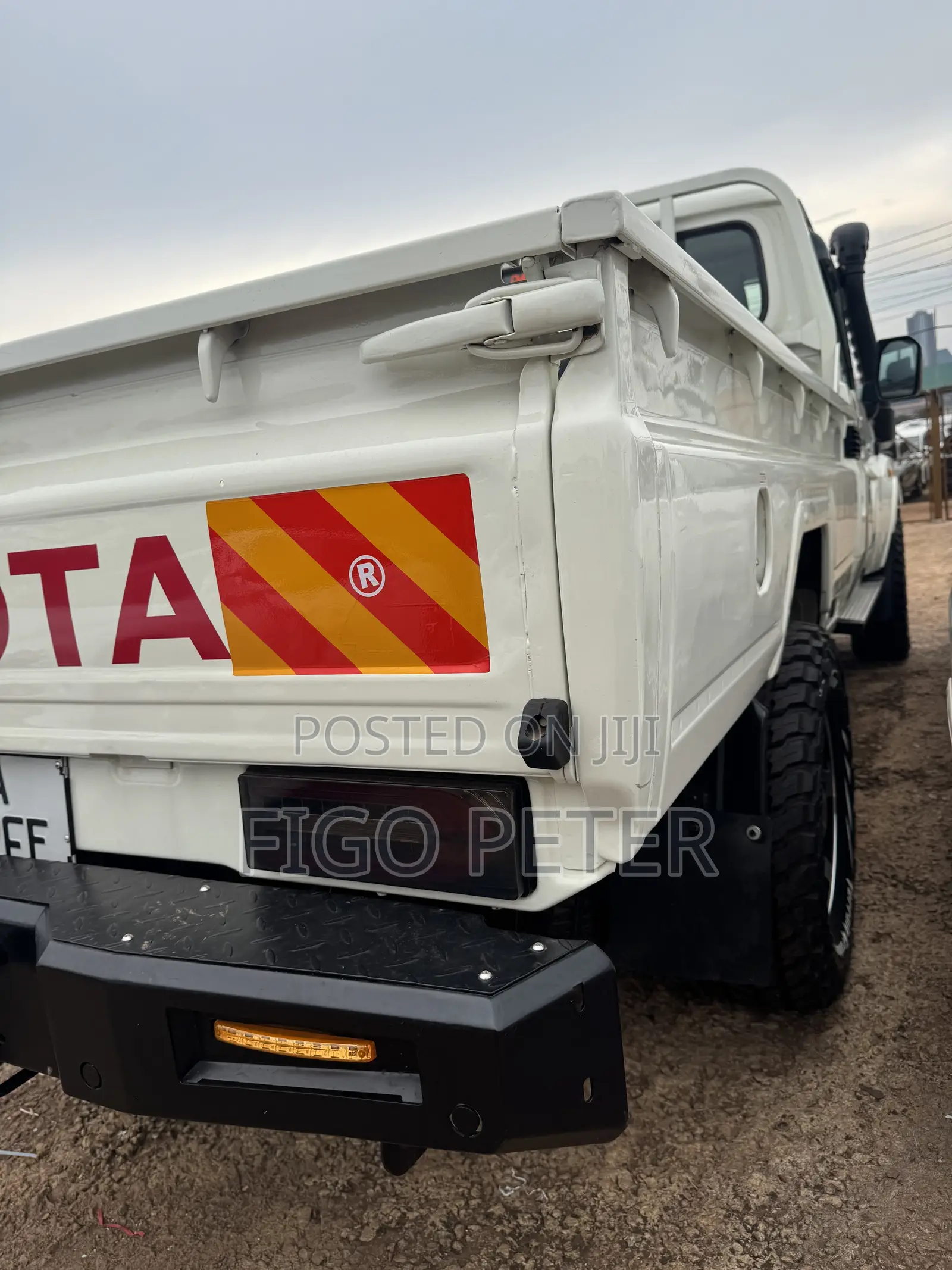 Toyota Land Cruiser 2023 White