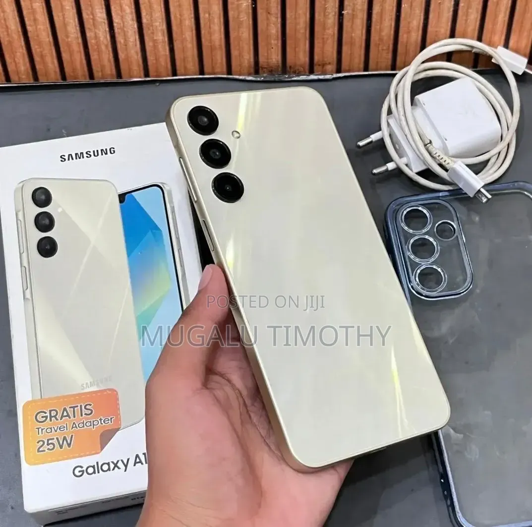 New Samsung Galaxy A16 5G 256 GB Gold