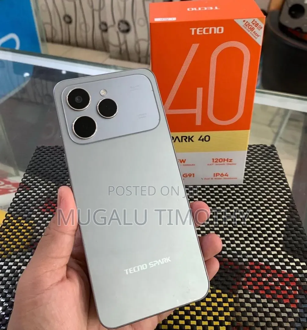 New Tecno Spark 40 256 GB Silver