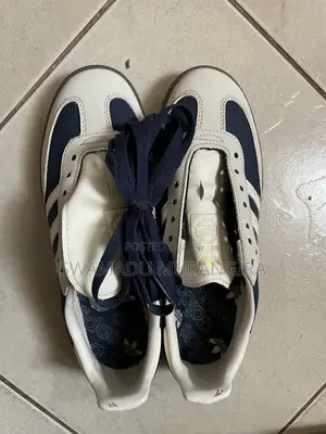 Adidas Sambas