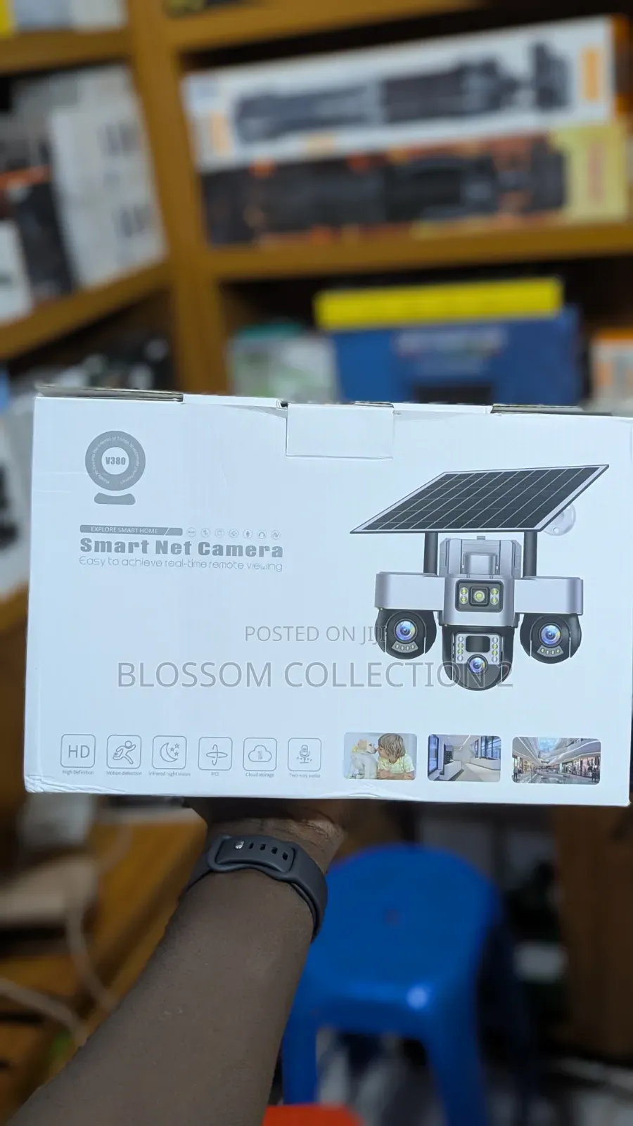 V380 Pro Smart Net Solar Camera