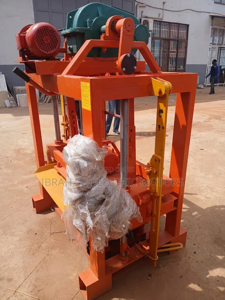 Semi Automatic Block Making Machine