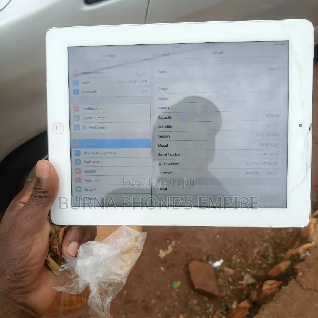 Apple iPad 3 Wi-Fi 64 GB White