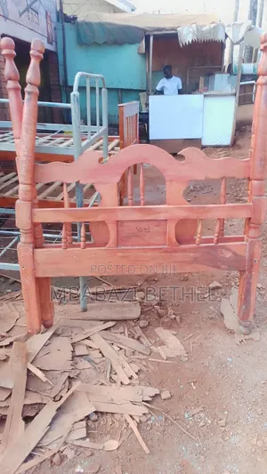 Used 4by6 Wooden Bed in a Fine State Available for Sale