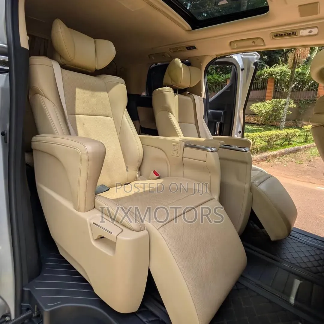 Toyota Alphard 2017 White