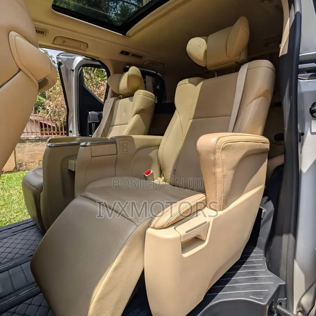 Toyota Alphard 2017 White