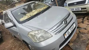 Toyota Raum 2008 Silver