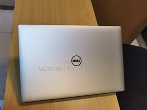 Laptop Dell Precision 5520 16GB Intel Core i7 SSD 512GB