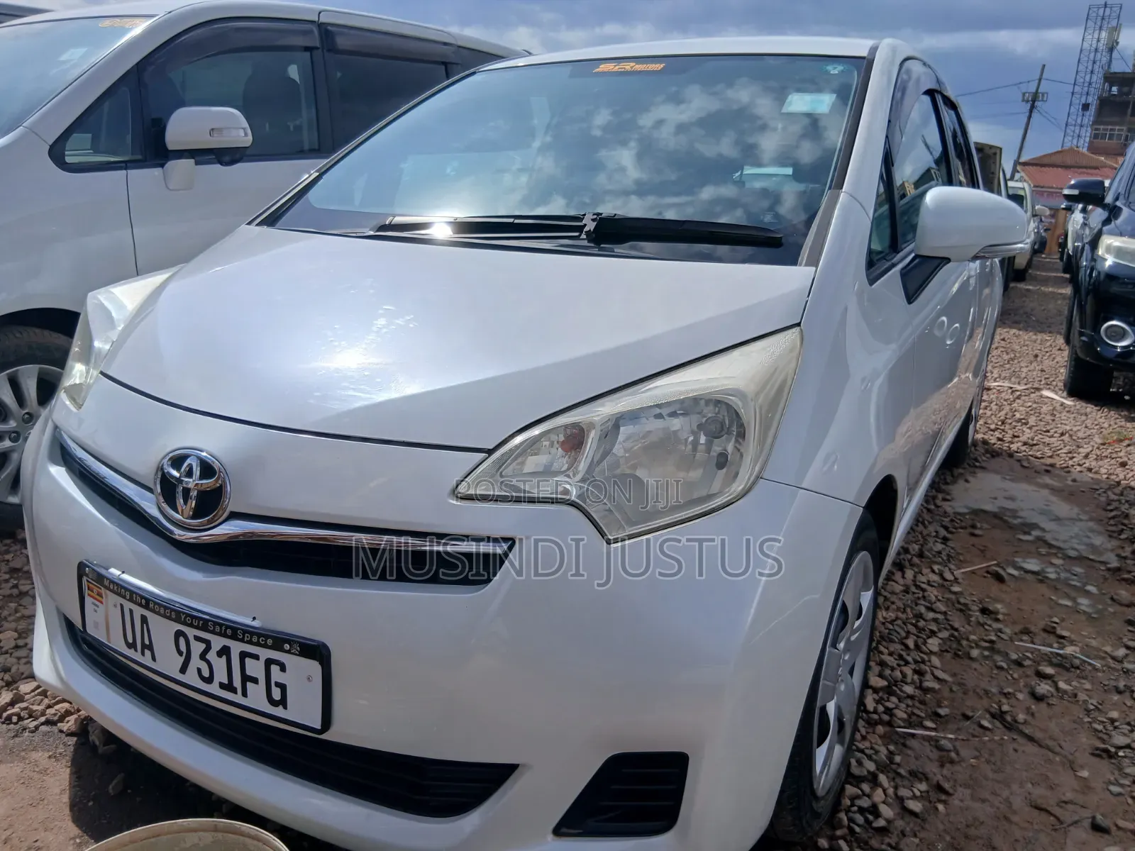Toyota Ractis 2011 White