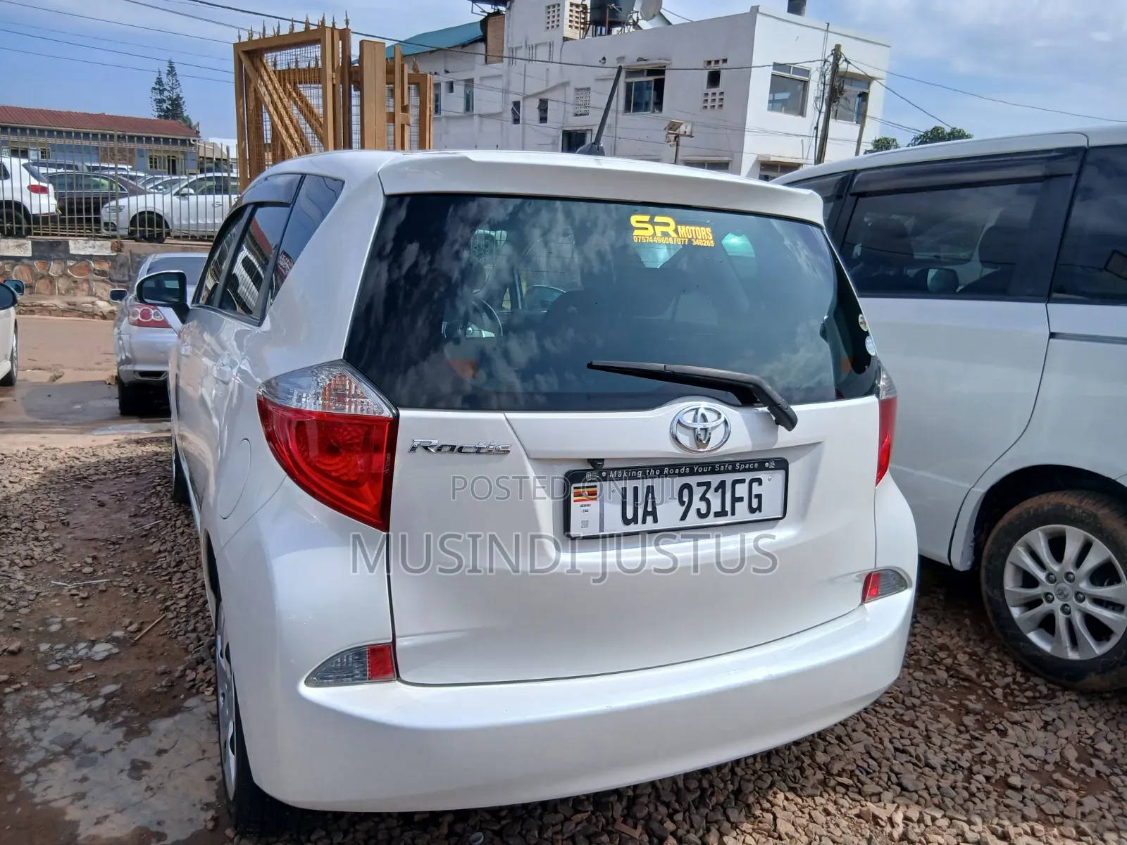 Toyota Ractis 2011 White