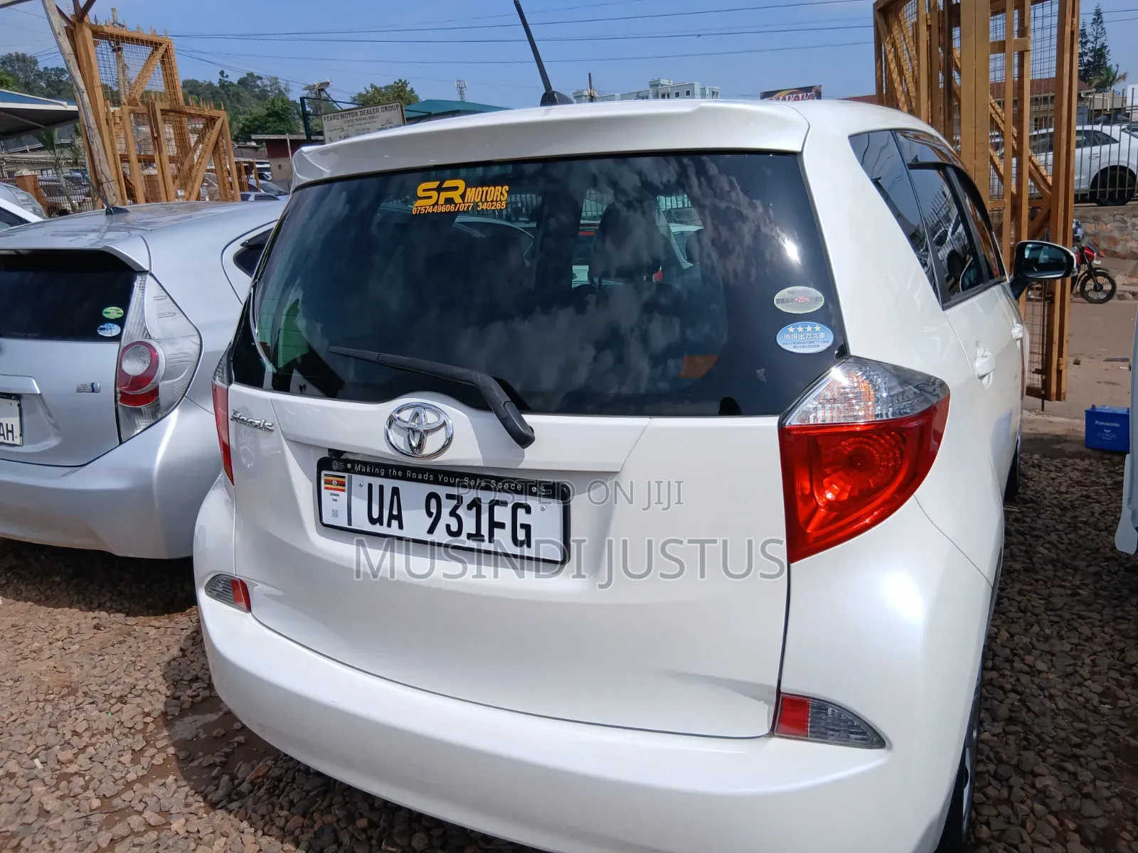 Toyota Ractis 2011 White