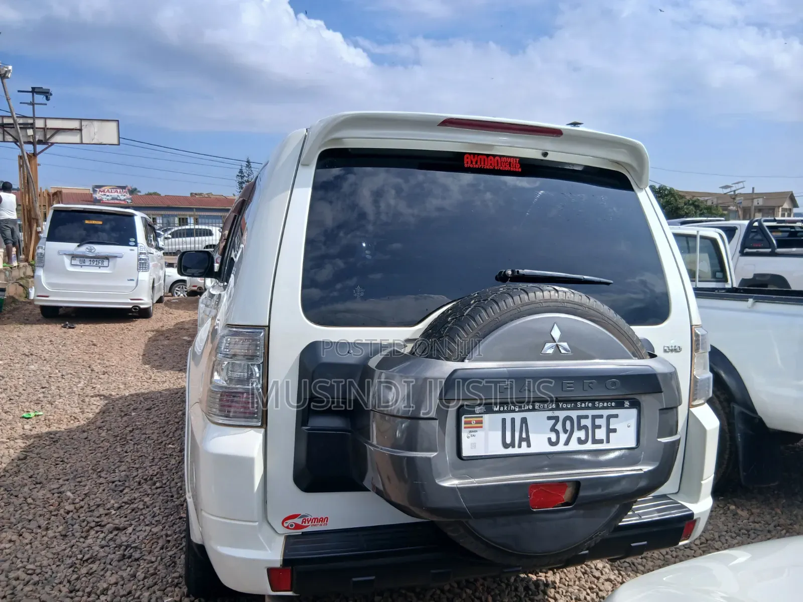 Mitsubishi Pajero 2011 White