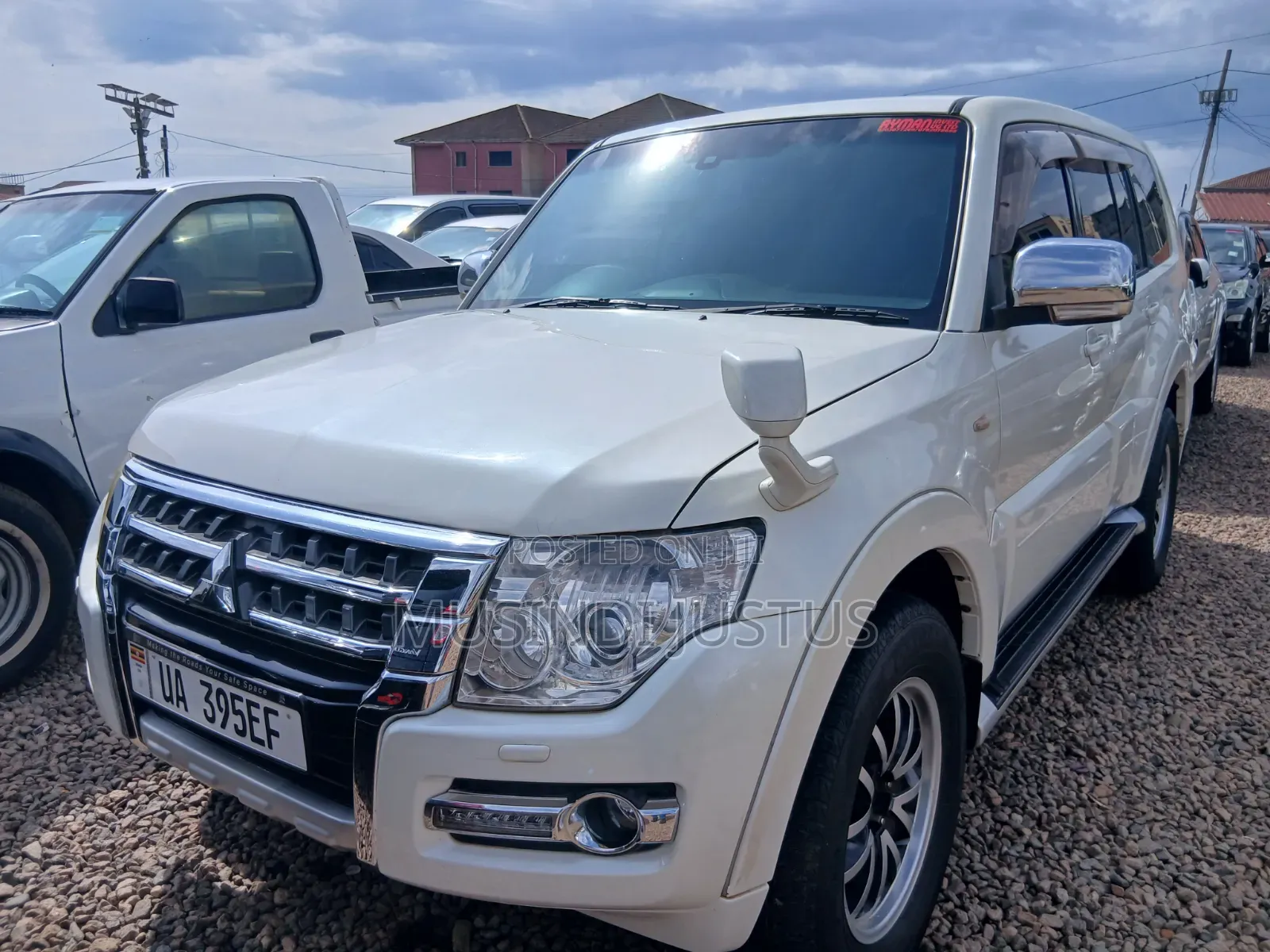 Mitsubishi Pajero 2011 White