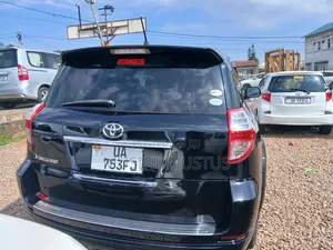 Toyota Vanguard 2011 Black
