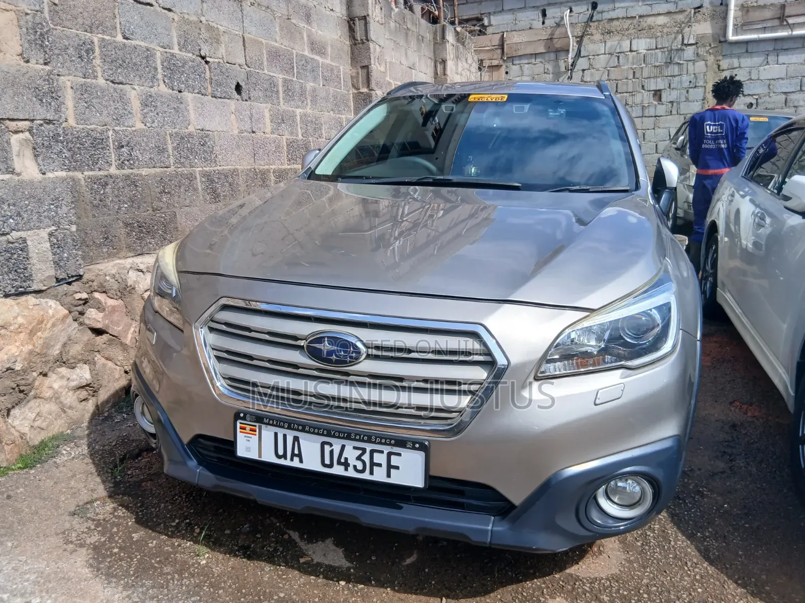 Subaru Legacy 2015 Gold