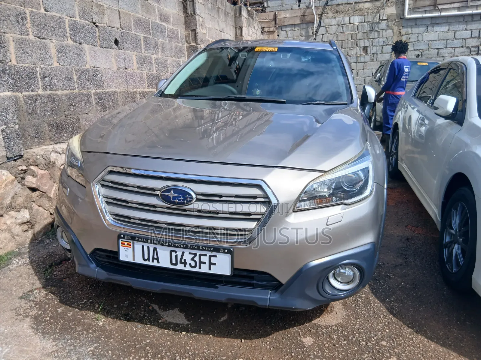Subaru Legacy 2015 Gold