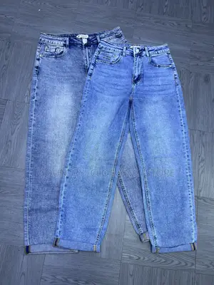 Mom Jeans Most Unique Colors