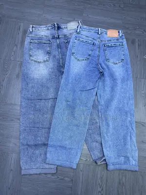 Mom Jeans Most Unique Colors