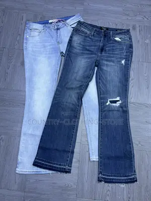 Flared Jeans