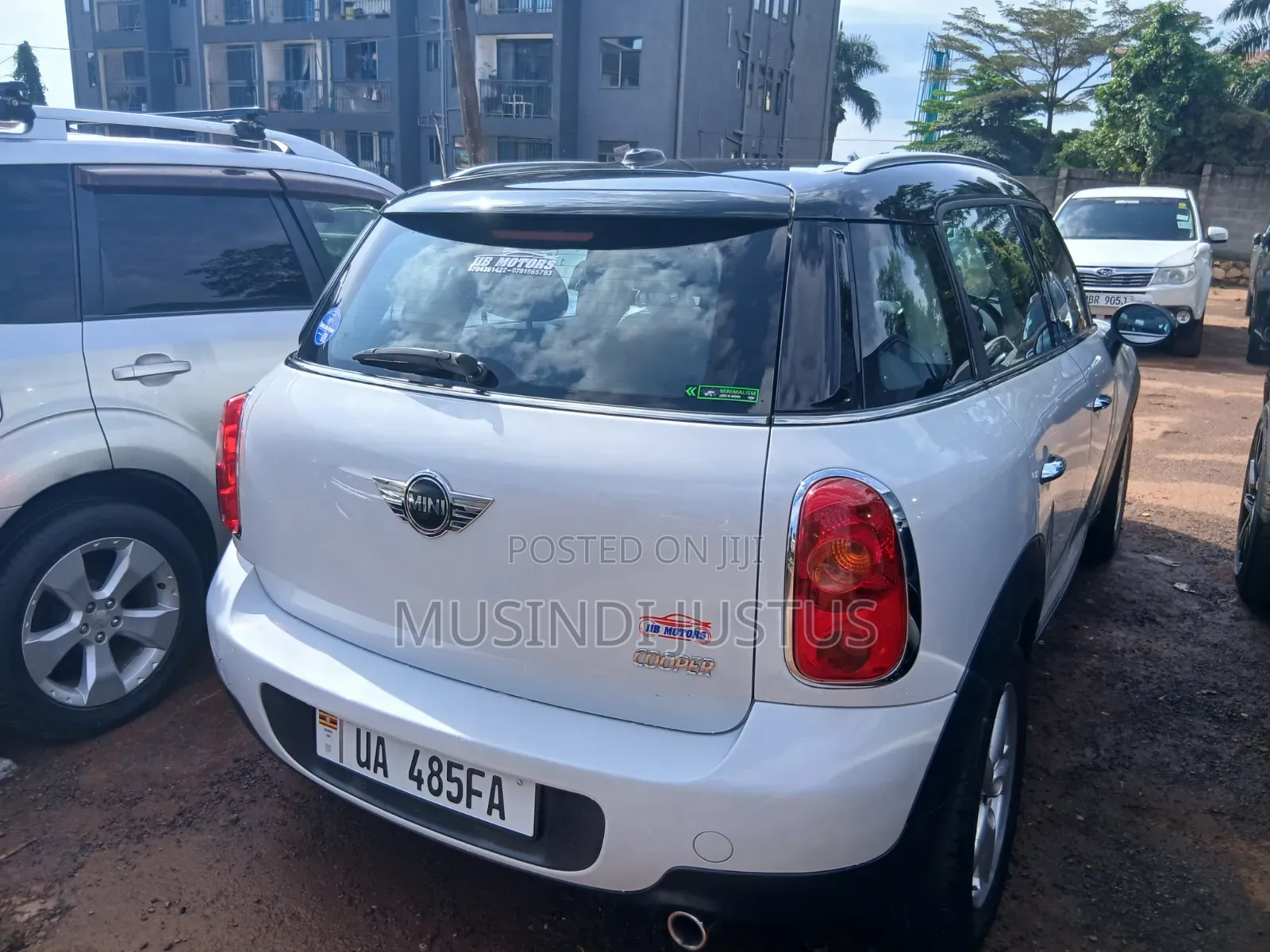 Mini Cooper 2011 White