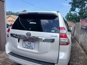 Toyota Land Cruiser Prado 2014 White