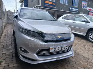 Toyota Harrier 2016 Silver