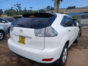 Toyota Harrier 2010 White