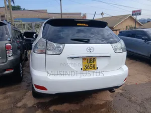 Toyota Harrier 2010 White