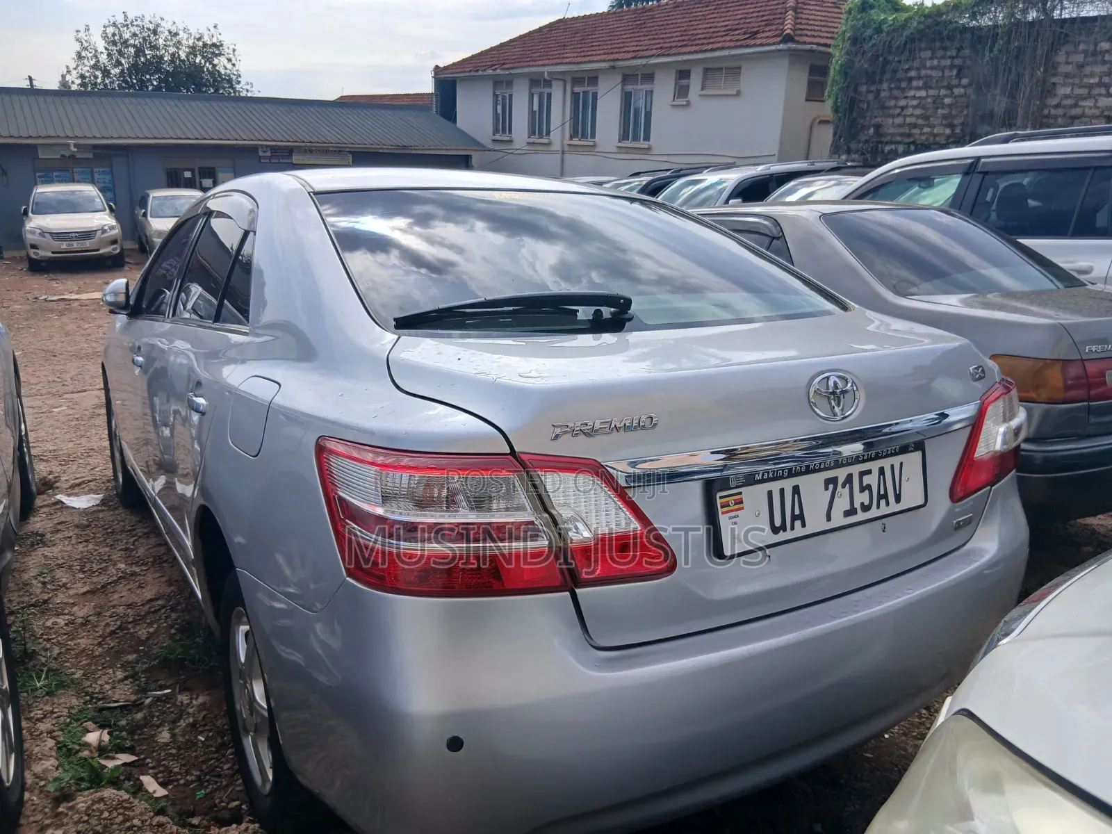 Toyota Premio 2010 Silver