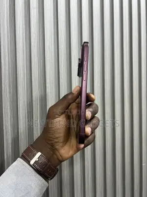 New Apple iPhone 18 Pro Max 1 TB Purple