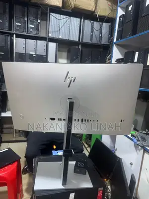 HP Series 7Pro 727PU Monitor 27inches