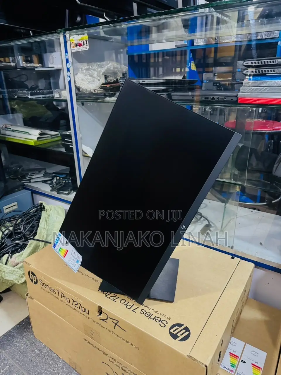 HP Series 7Pro 727PU Monitor 27inches