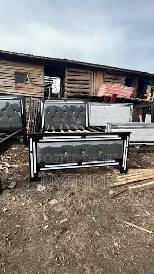 Good Leathered Beds