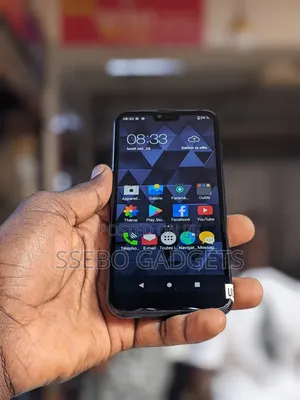 Kyocera Gratina 32 GB Gray