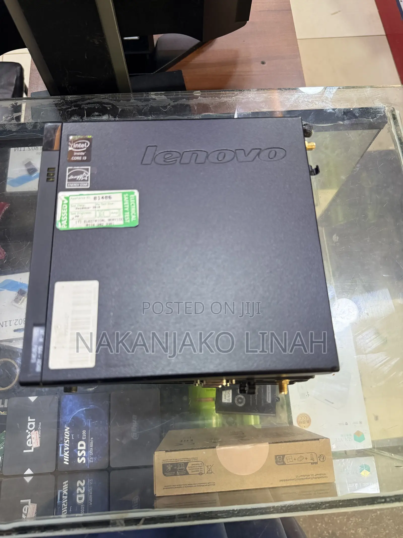 Desktop Computer Lenovo 4GB Intel Core i3 HDD 32GB