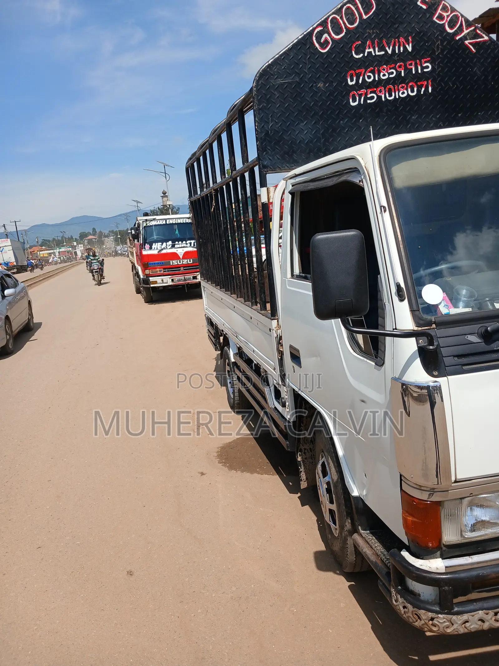 Mitsubishi Canter 4D32 1998 White