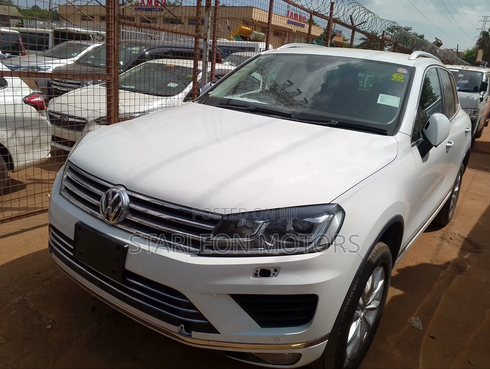 Volkswagen Touareg V6 Executive AWD 4MOTION 2015 White