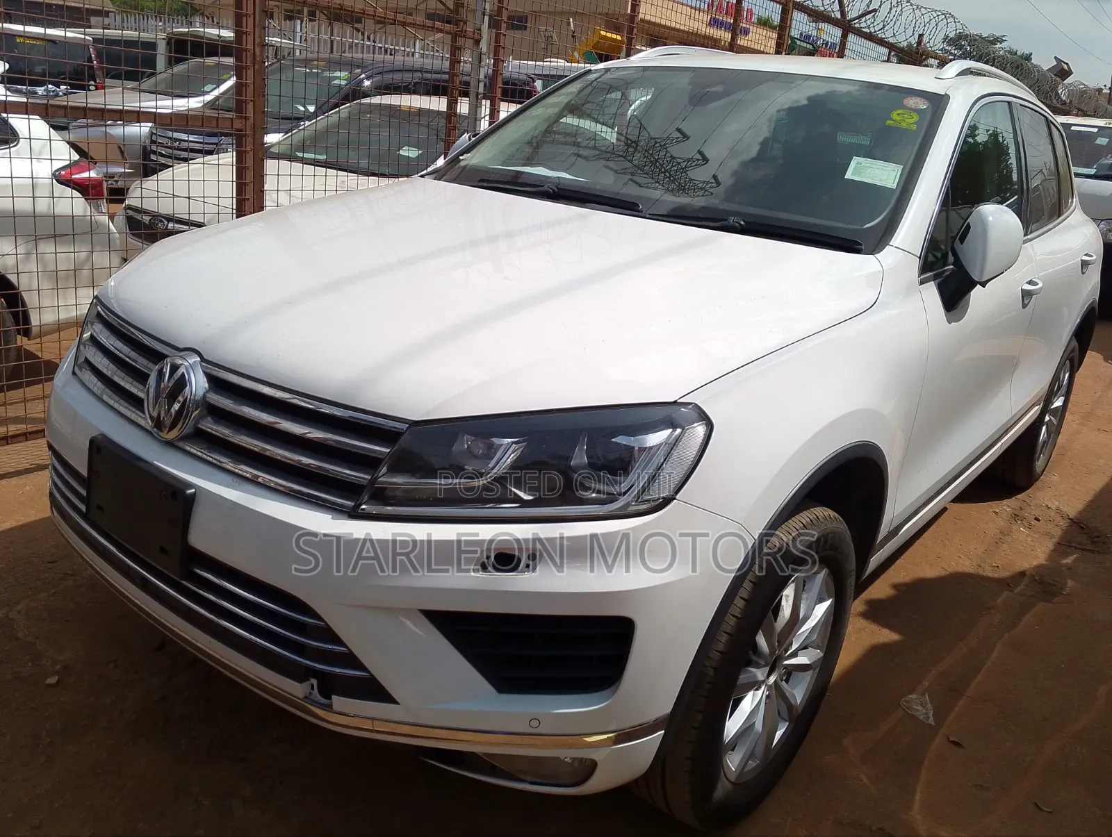 Volkswagen Touareg V6 Executive AWD 4MOTION 2015 White