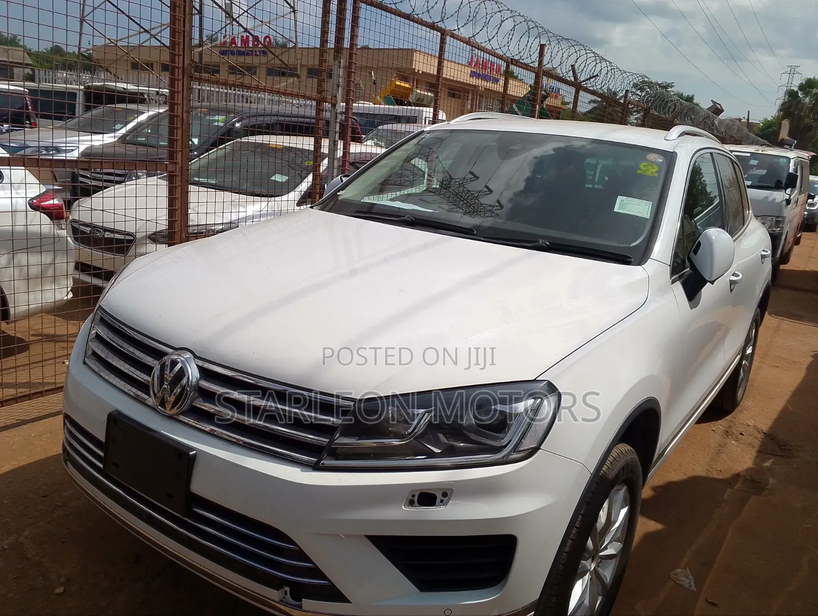 Volkswagen Touareg V6 Executive AWD 4MOTION 2015 White