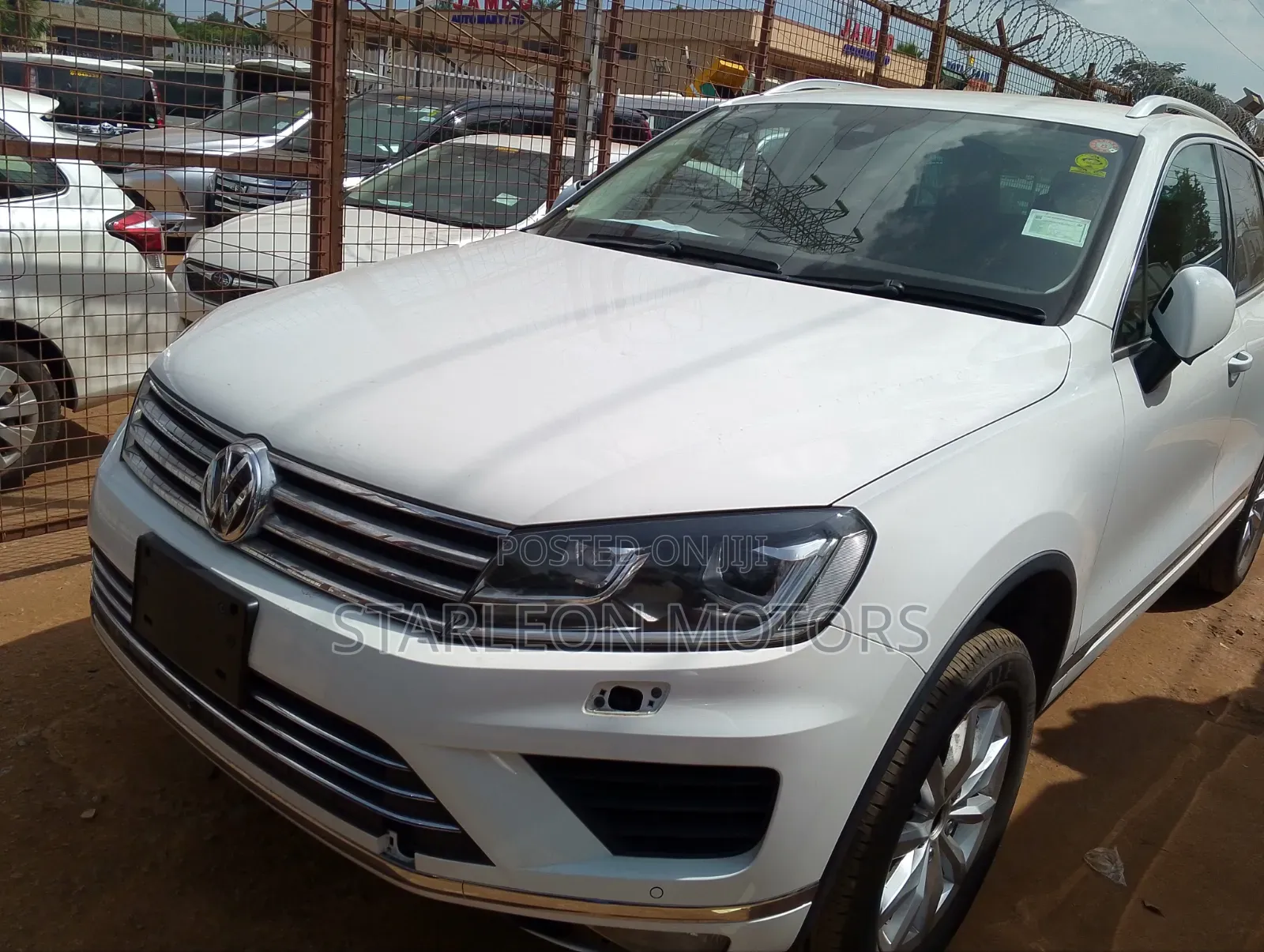 Volkswagen Touareg V6 Executive AWD 4MOTION 2015 White