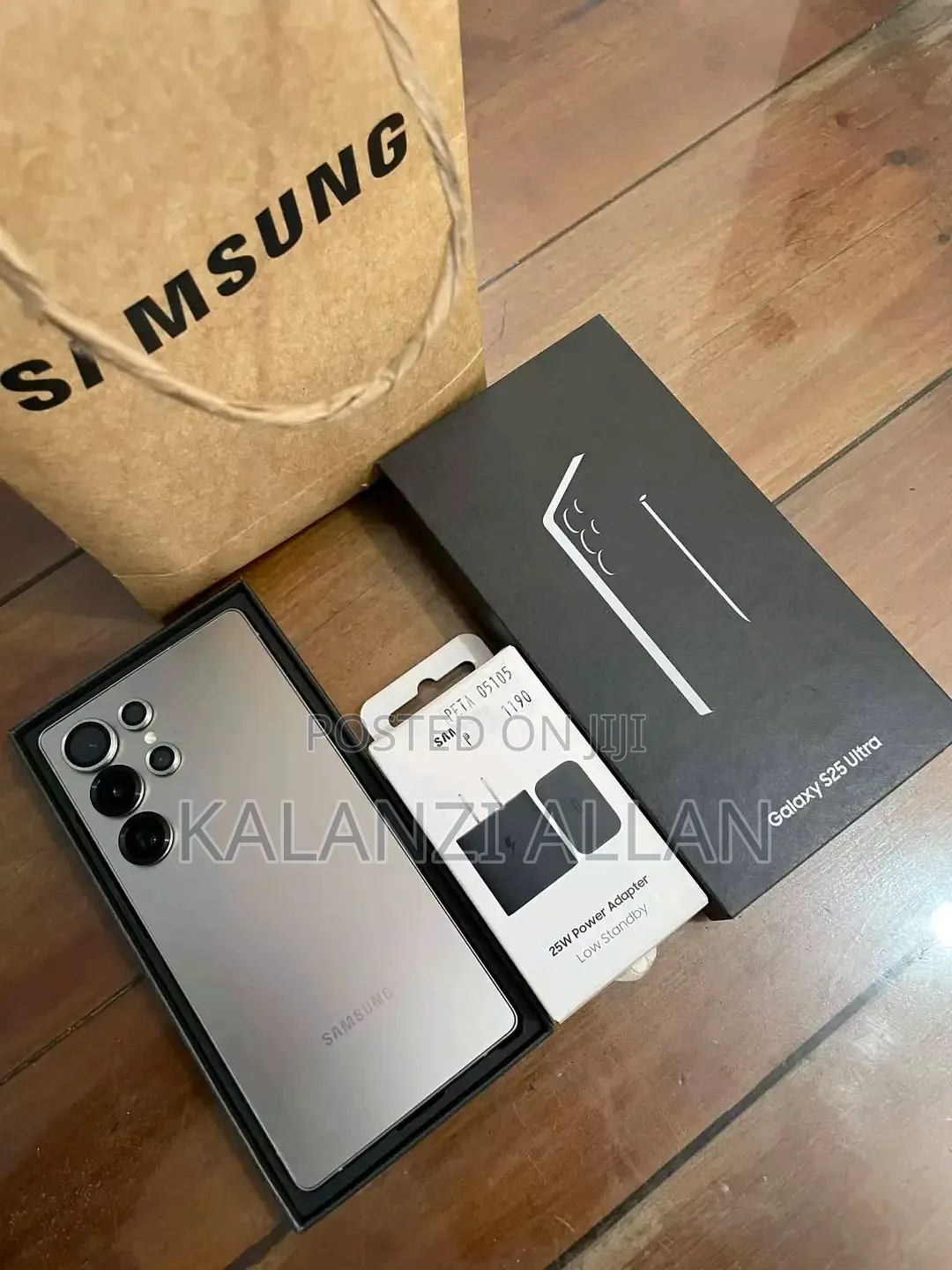 New Samsung Galaxy S25 Ultra 256 GB Gold