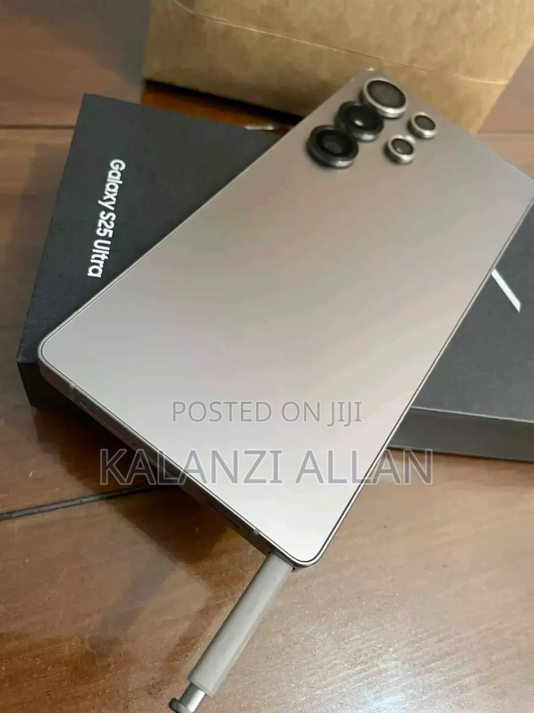 New Samsung Galaxy S25 Ultra 256 GB Gold