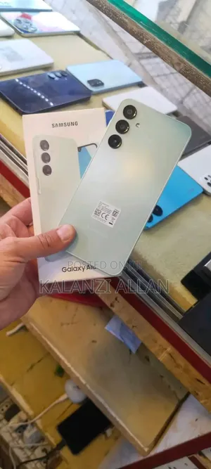 New Samsung Galaxy A16 5G 256 GB Green
