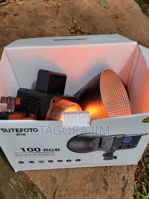 Aperture Sutephoto RGB Light