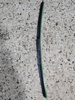 Toyota Vitz 2012 - 2014 Windshield Wiper Blade