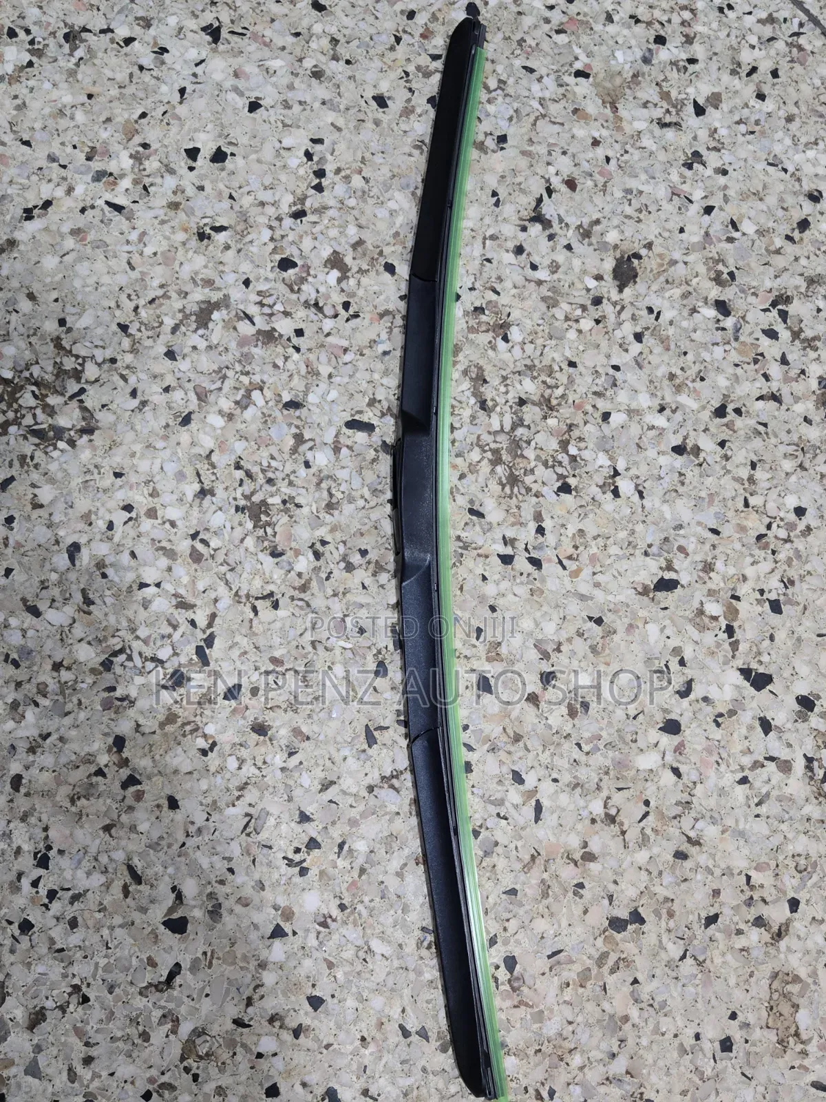 Toyota Vitz 2012 - 2014 Windshield Wiper Blade