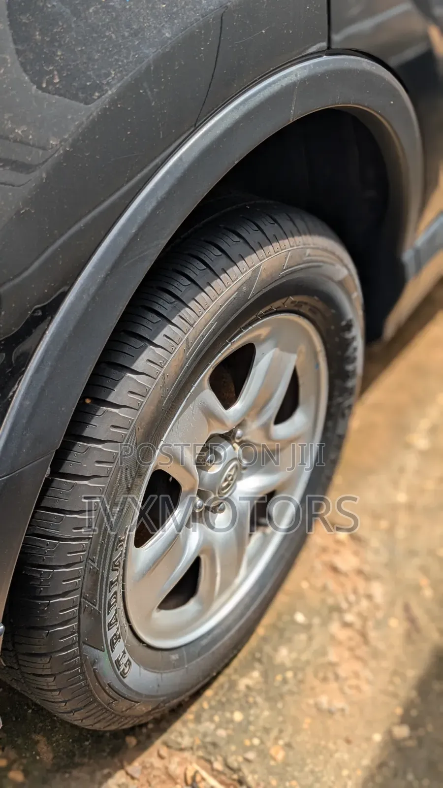 Toyota RAV4 LE AWD (2.5L 4cyl 6A) 2017 Black