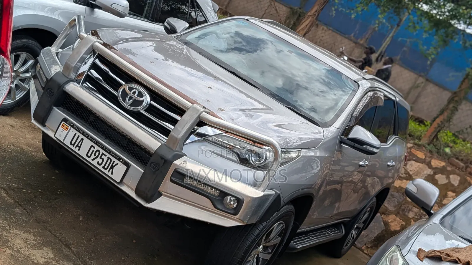 Toyota Fortuner 2.4 D AWD 2018 Silver