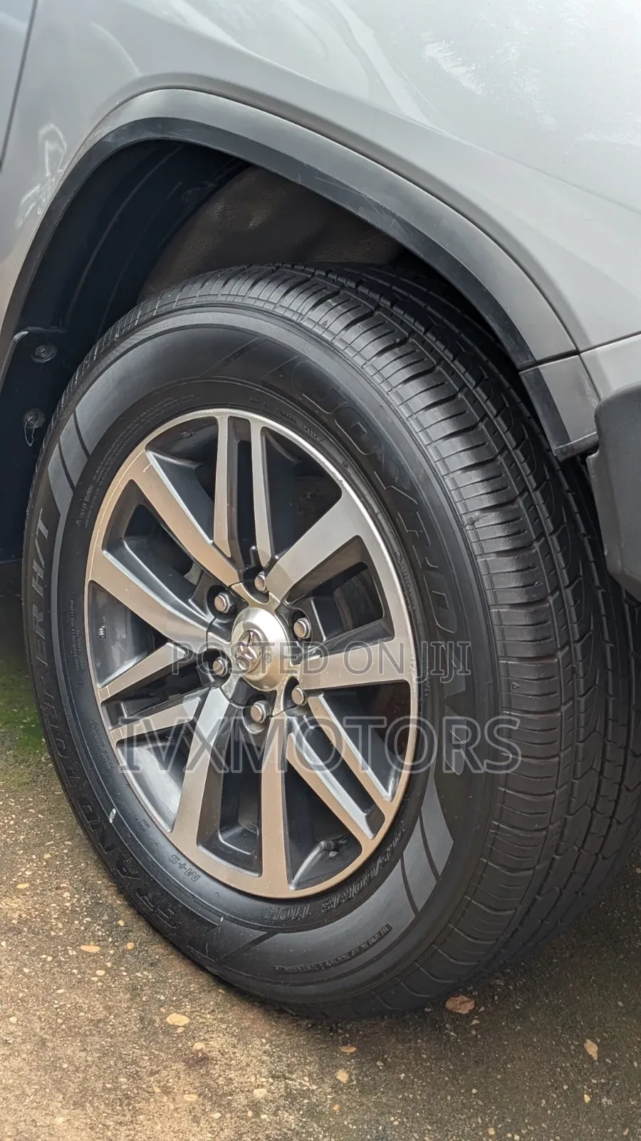 Toyota Fortuner 2.4 D AWD 2018 Silver