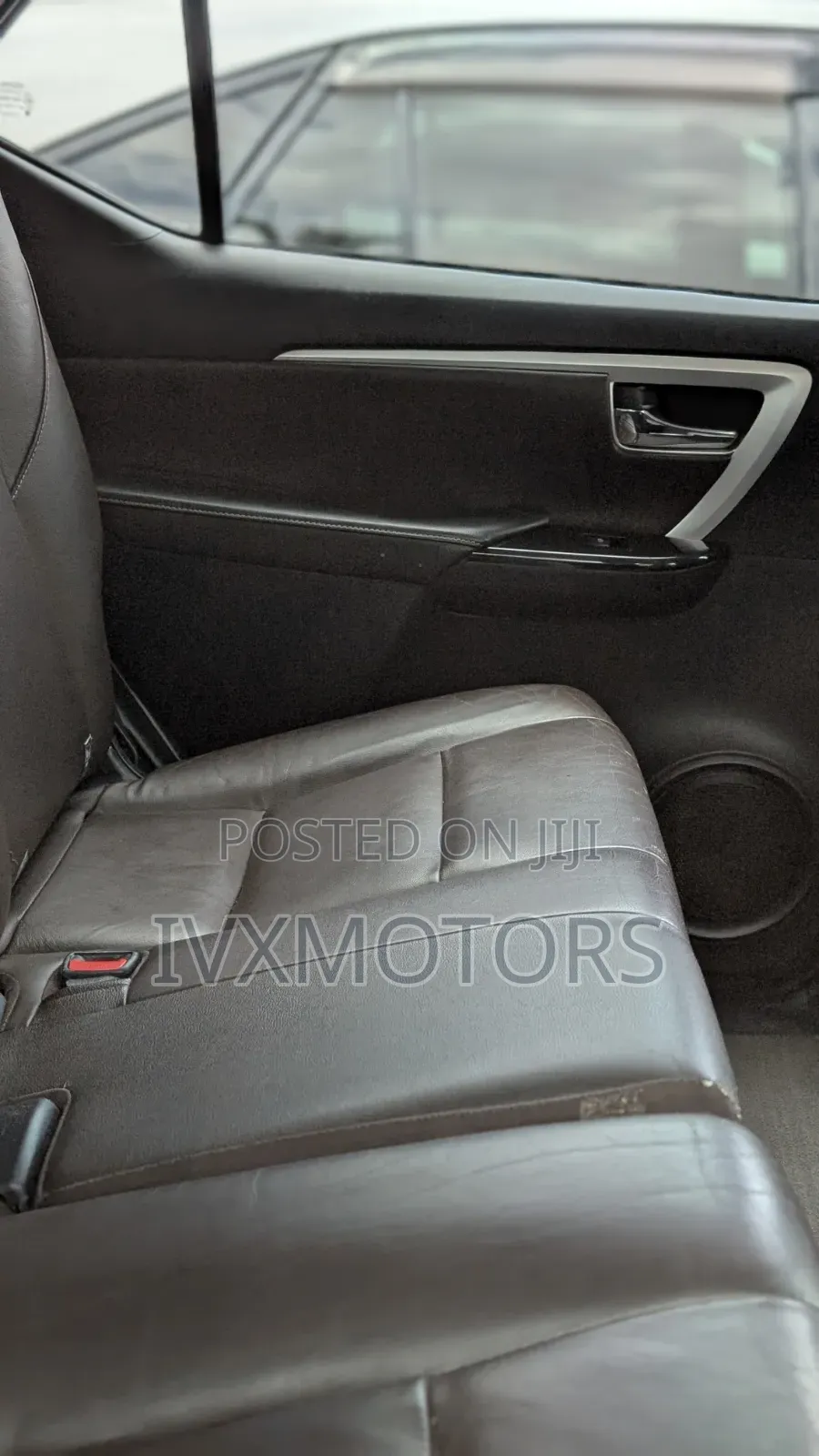Toyota Fortuner 2.4 D AWD 2018 Silver